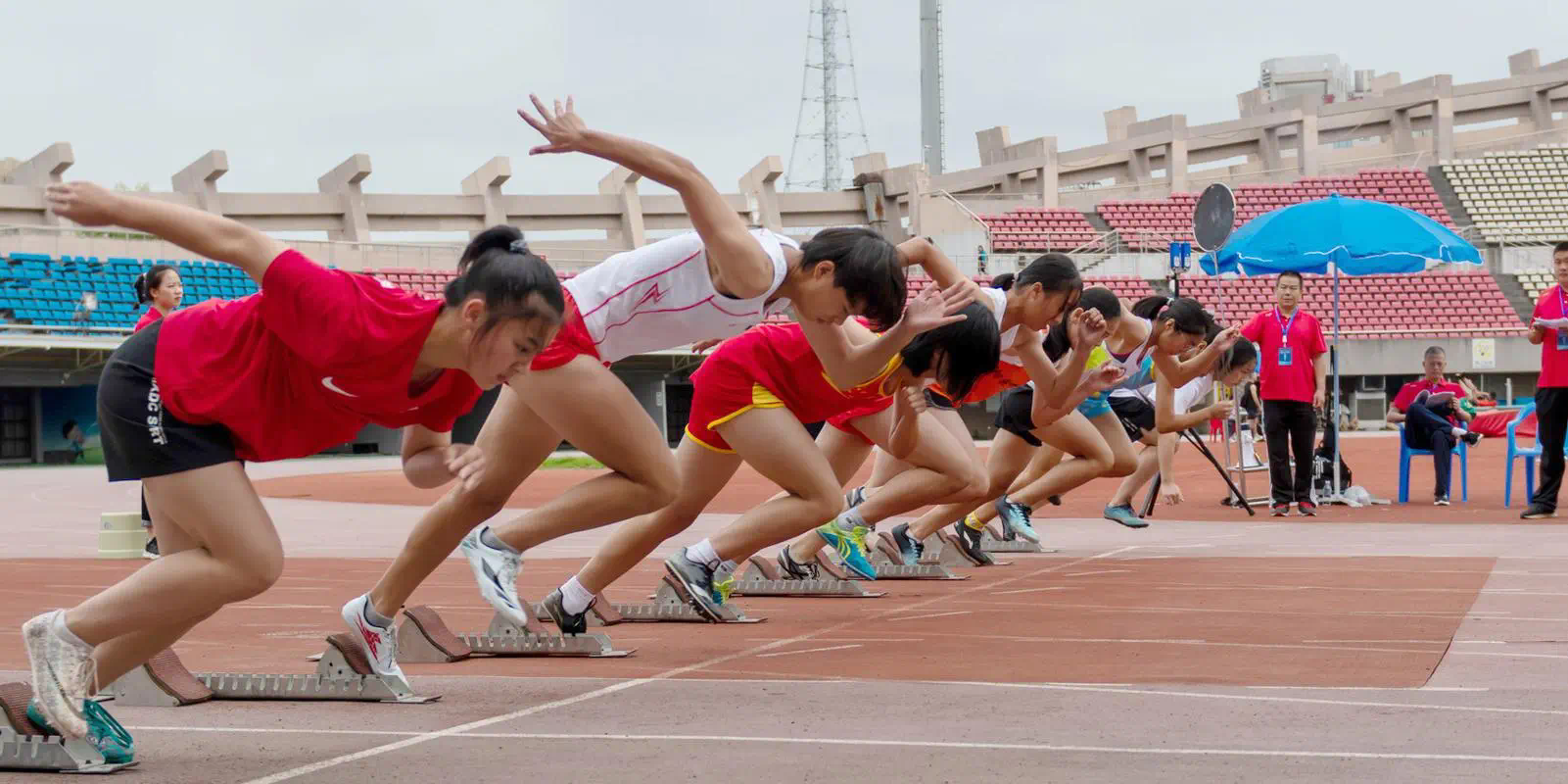 室内攀爬器械怎么健身